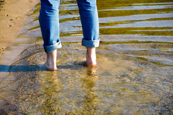 wet-feet_3182027