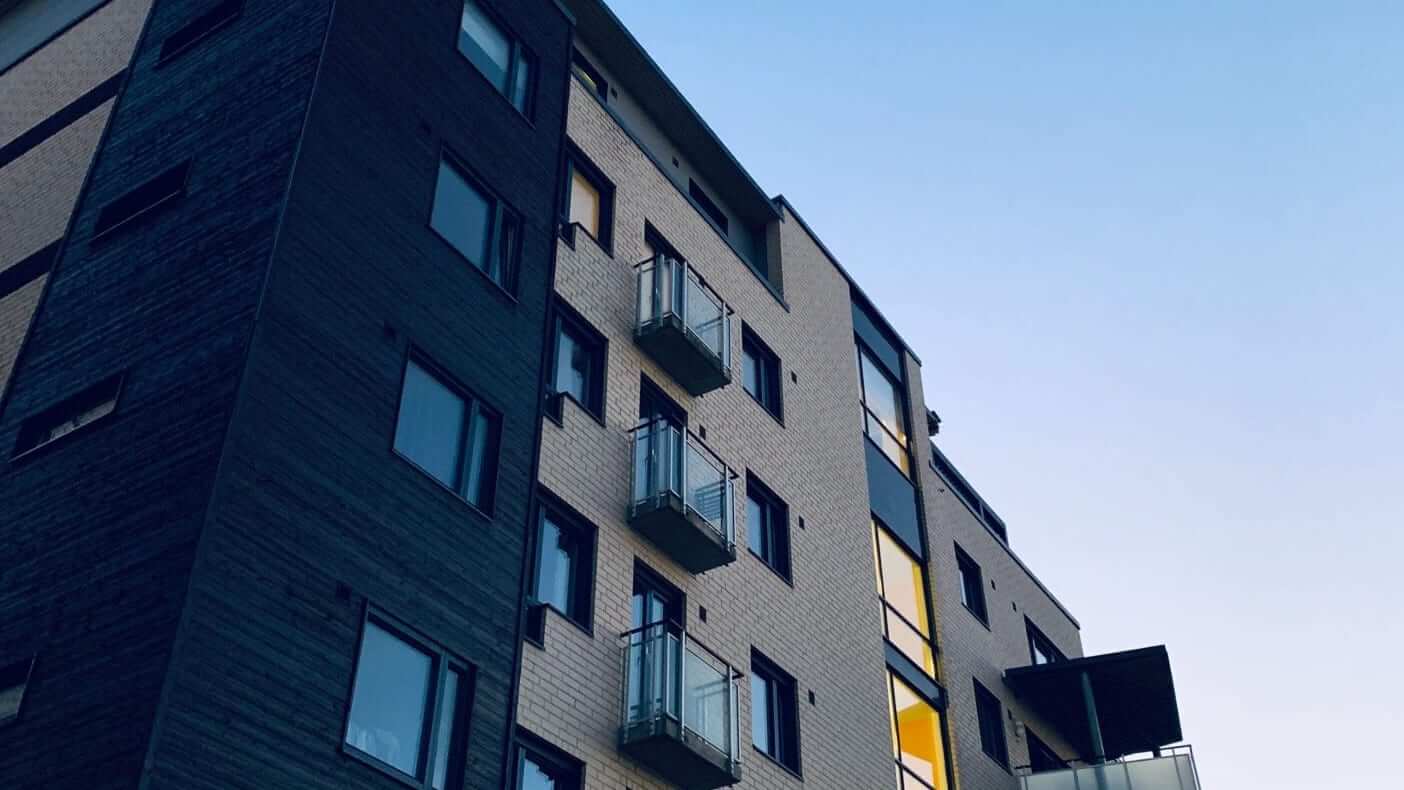 shelter in apartment