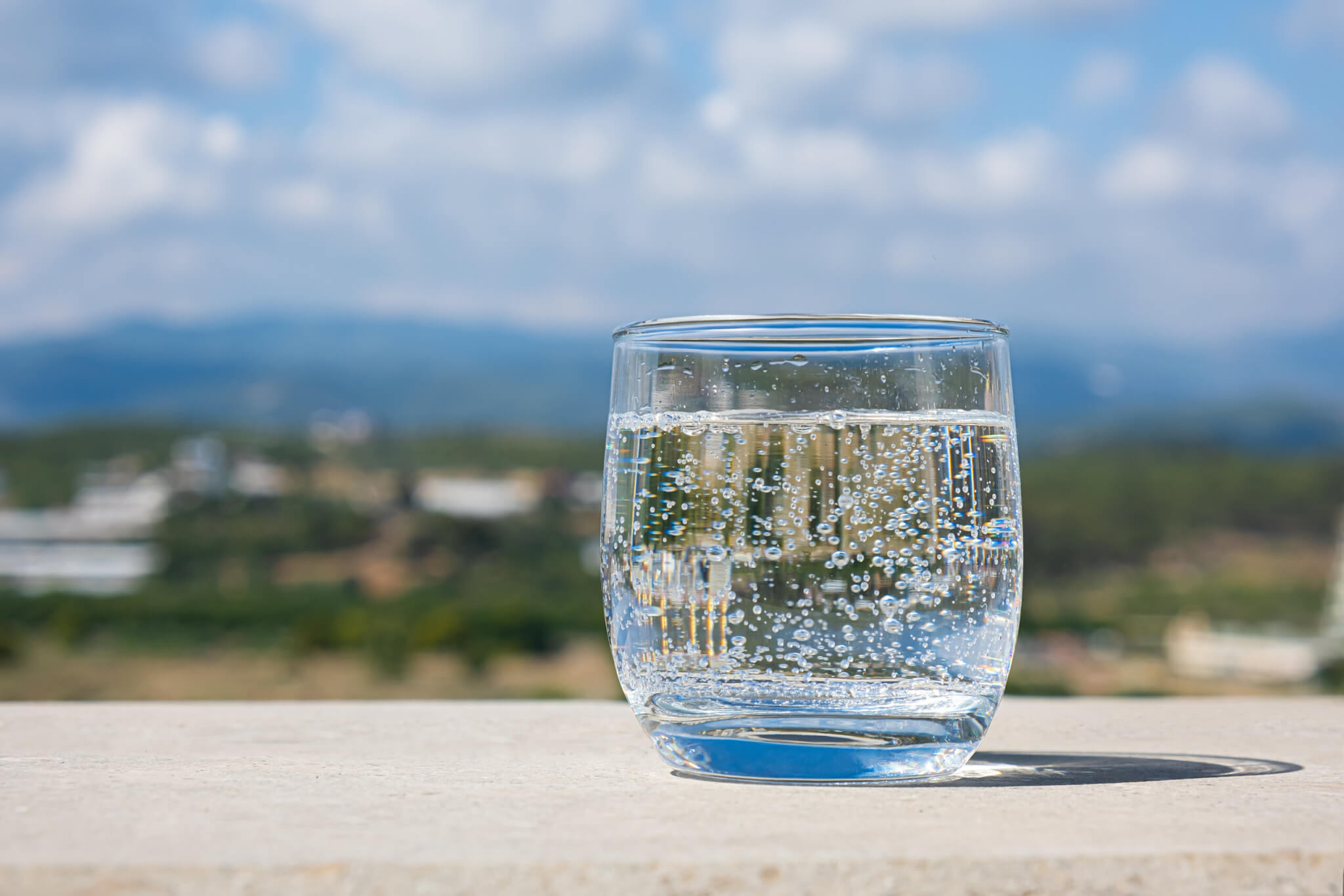 Вода в стакане