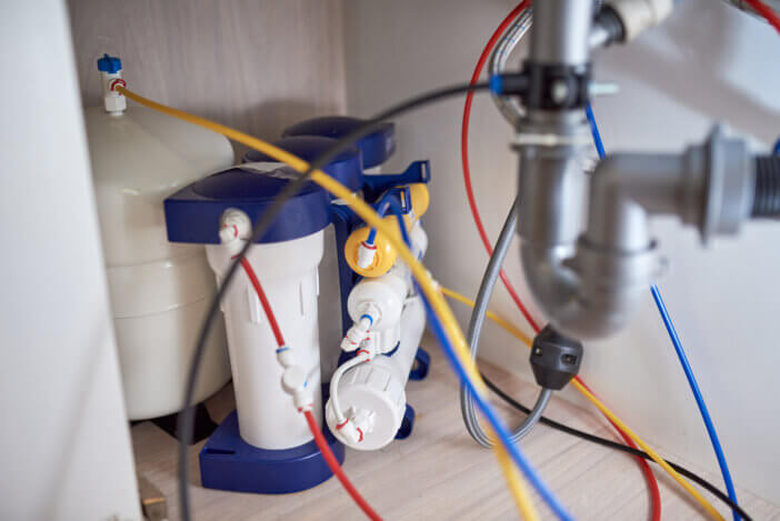 Reverse osmosis system. water filter closeup