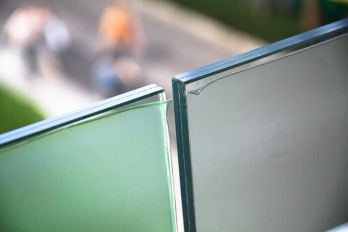 tempered laminated glass railing balustrade panels frame less ,safety glass for modern architectural buildings.