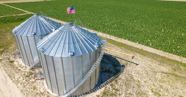 8 Food Storage Tips for Extreme Weather That Keep Everyone Safe