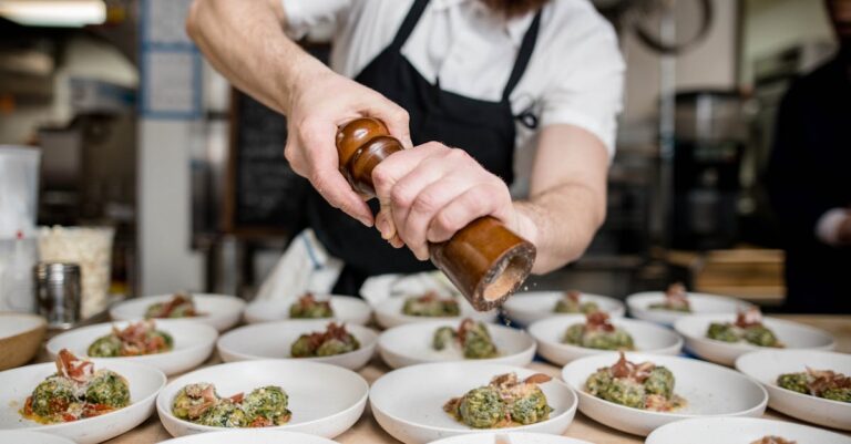 12 Best Compostable Plates for Emergency Meals That Support Daily Life