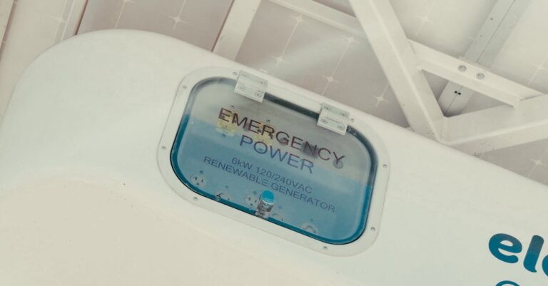 10 Battery Backup vs Generator Solutions That Every Family Should Know
