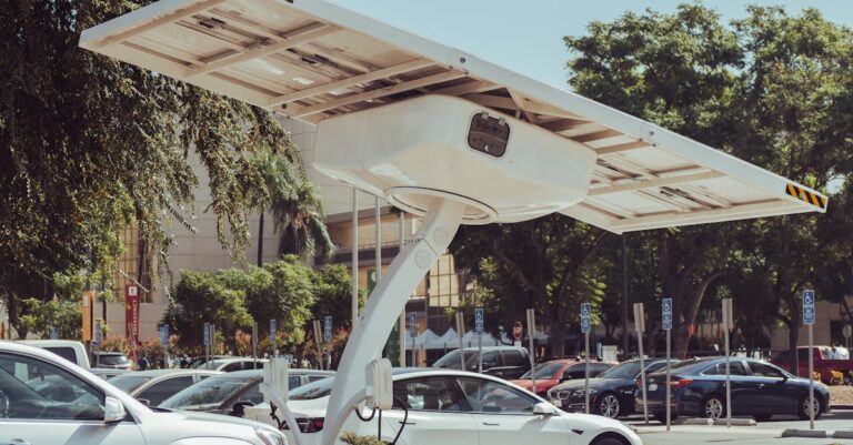 10 Best Solar Panel Chargers for Off-Grid Power That Support Daily Life