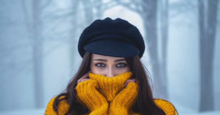 10 Best Warm Clothing Items for Extreme Weather That Keep Everyone Comfortable