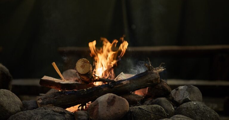 10 Best Fire Blankets for Campfire Safety That Keep Everyone Safe