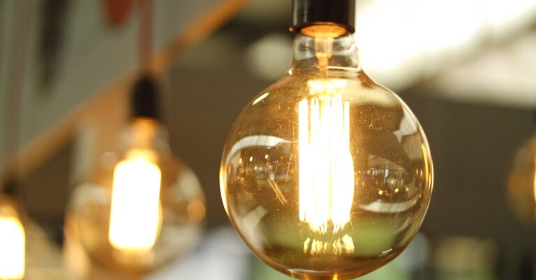 10 Home Energy Efficiency Tips for Families That Cut Bills Without Effort