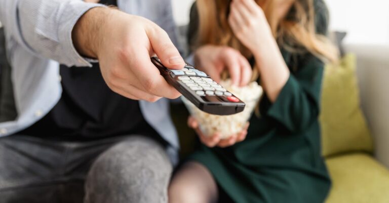 7 Remote Communication Strategies for Families That Strengthen Bonds