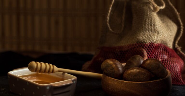 7 Ways to Harvest Honey Safely at Home That Protect You and Your Bees