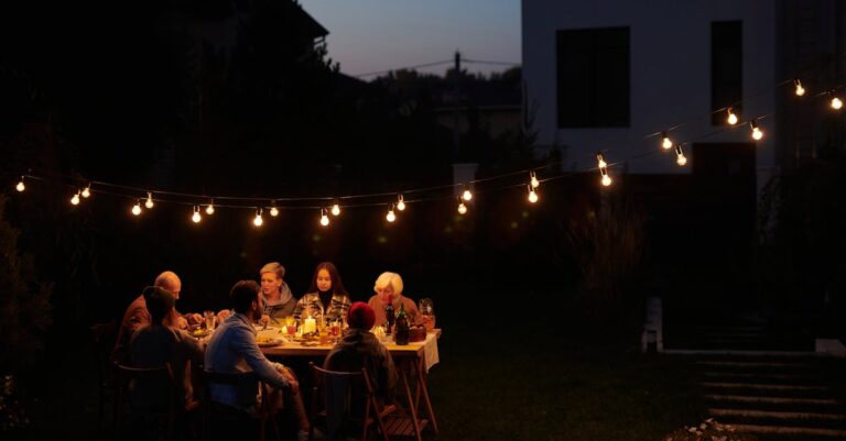 7 Steps for Setting Up a Family Emergency Group Chat That Keeps Everyone Connected