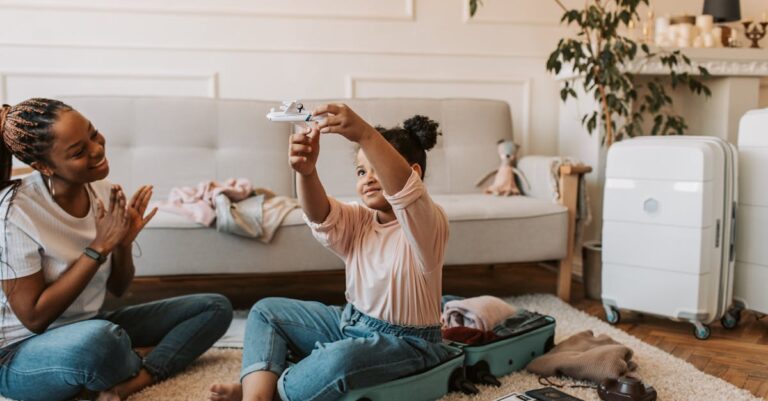 7 Tips for Preparing for Long-Distance Travel with Kids That Keep Everyone Smiling