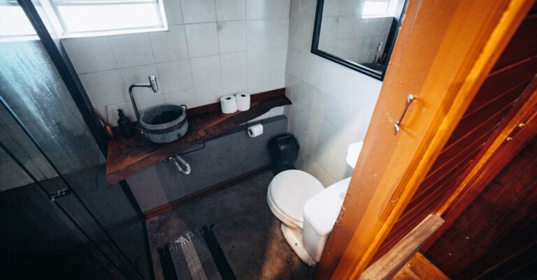 7 Hygiene Practices for Off-Grid Living That Conserve Natural Resources