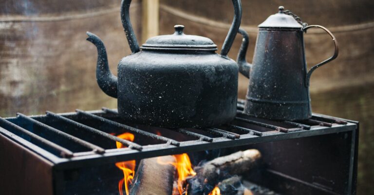 7 Ways to Effectively Use a Wood Burning Stove for Maximum Warmth & Efficiency