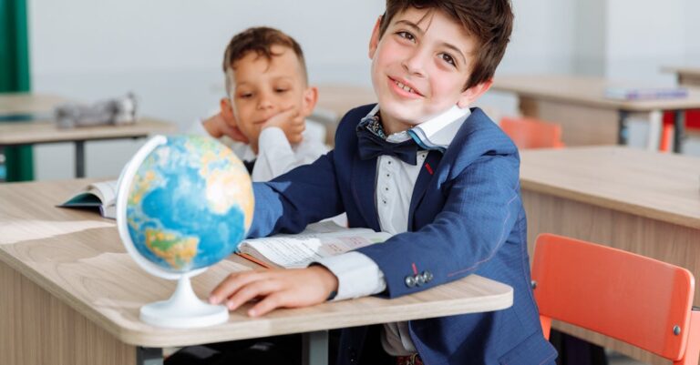 10 Fun Tips for Teaching Kids to Read Maps That Build Exploration Skills