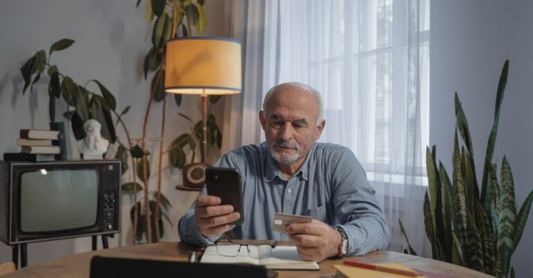 7 Tips for Comparing Hardwired vs Wireless Home Security Systems for Family Safety