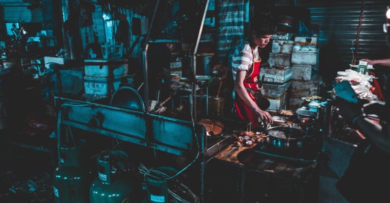 7 Tips for Cooking with Limited Resources in Urban Settings Without Breaking the Bank