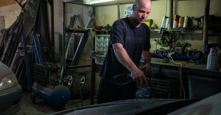 7 Multi-Tool vs Dedicated Tools for Vehicle Kits That Save You When Stranded