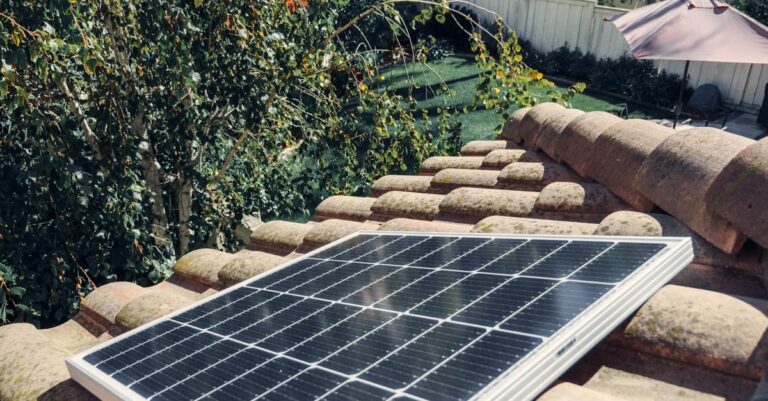 7 Solar Power Options for Small Households That Won’t Break the Bank