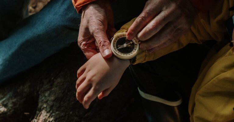 7 Ways to Teach Kids About Navigation Skills That Build Confidence