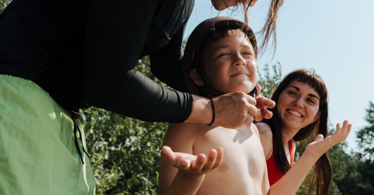 7 Tips for Preparing Foraging Outings with Children That Build Family Confidence