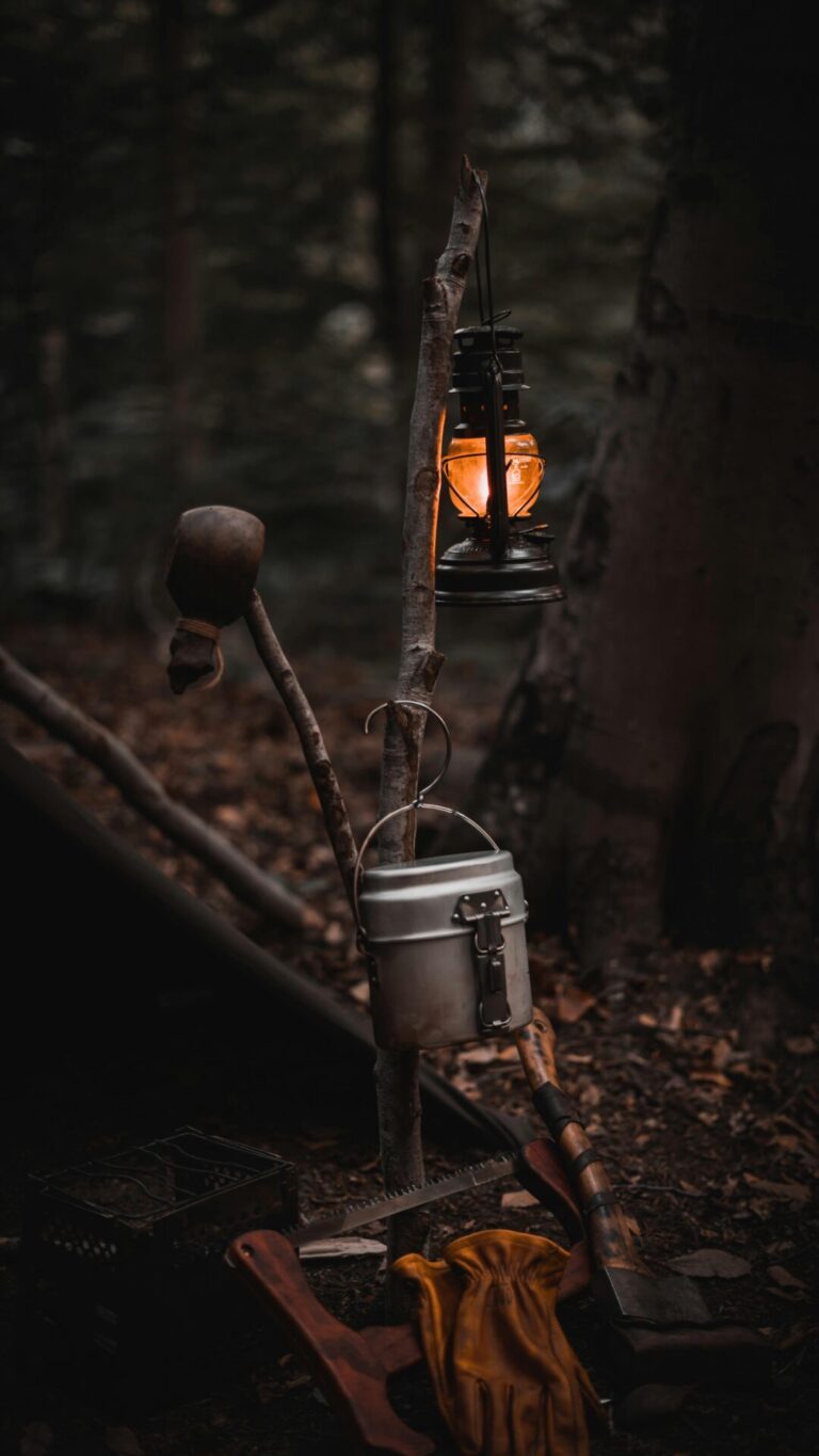 10 Best Food Items for Camping-Style Emergency Cooking That Keep Everyone Safe