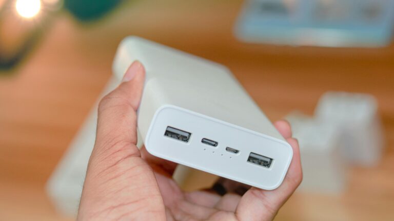 10 Best Flashlight Batteries for Backup Power That Enhance Family Safety