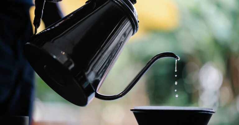 7 Ways to Prepare Your Garden for Water Scarcity Without Sacrificing Beauty