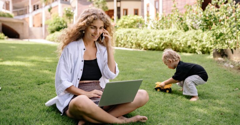 7 Communication Tools for Remote Family Members That Strengthen Bonds